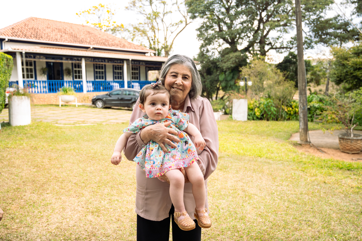 foto-para-aniversario-fotografo-de-aniversario-infantil-em-barbacena-fotografo-de-batizado-em-barbacena-fotografo-de-evento-infantil-em-barbacena-estudio-de-fotos-em-barbacena-isabela-lobato-fotografia