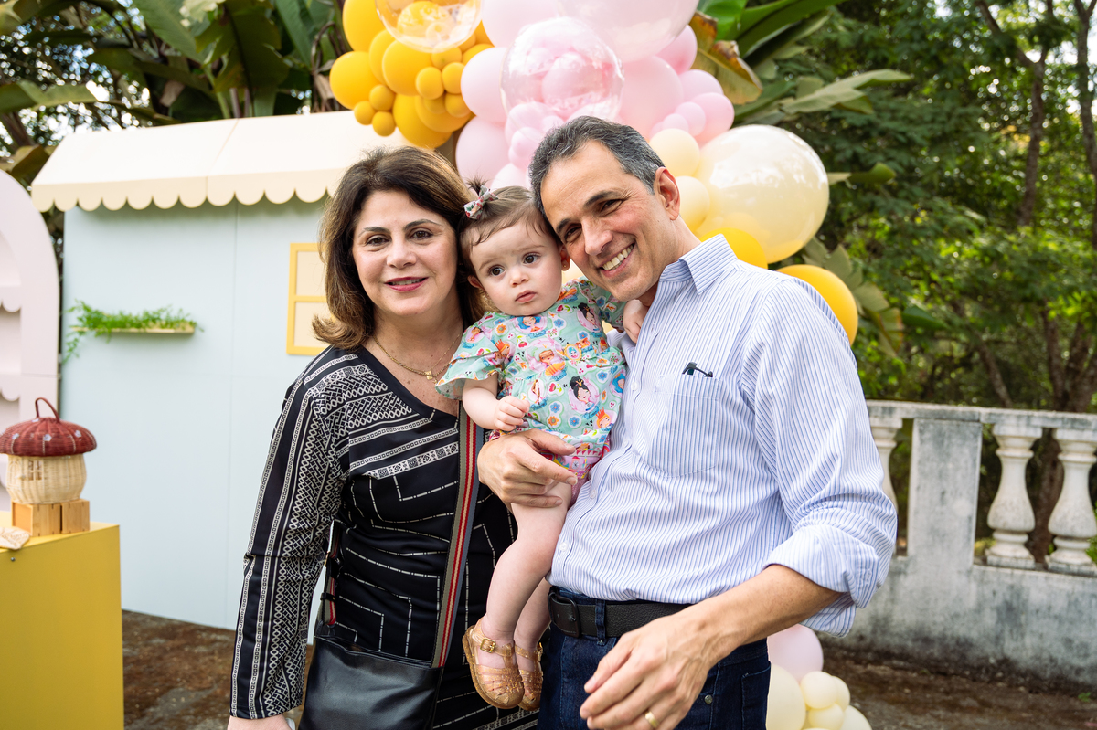 foto-para-aniversario-fotografo-de-aniversario-infantil-em-barbacena-fotografo-de-batizado-em-barbacena-fotografo-de-evento-infantil-em-barbacena-estudio-de-fotos-em-barbacena-isabela-lobato-fotografia