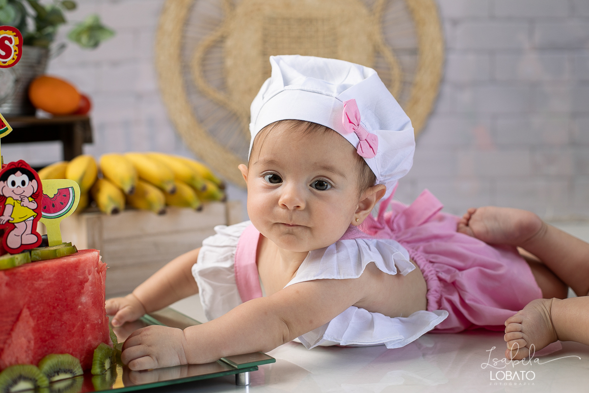 ensaio-fotografico-de-1-ano-ideia-de-ensaio-a-hora-do-bolo-melhor-fotografo-de-barbacena-estudio-de-fotografia-isabela-lobato-fotografia-fotografo-em-barbacena-isabela-lobato-salada-de-fruta-bolo-de-frutas-ensaio-fotografico-de-frutas-Smash-The-Fruit