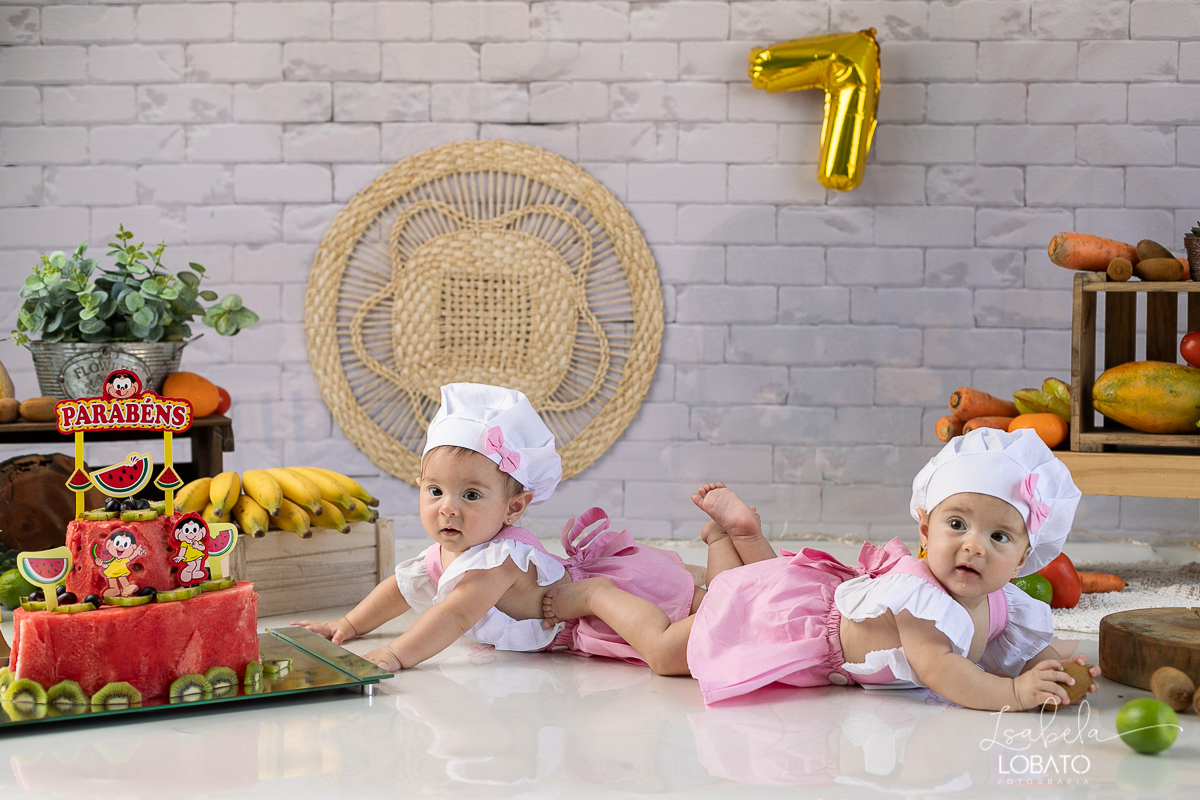 ensaio-fotografico-de-1-ano-ideia-de-ensaio-a-hora-do-bolo-melhor-fotografo-de-barbacena-estudio-de-fotografia-isabela-lobato-fotografia-fotografo-em-barbacena-isabela-lobato-salada-de-fruta-bolo-de-frutas-ensaio-fotografico-de-frutas-Smash-The-Fruit