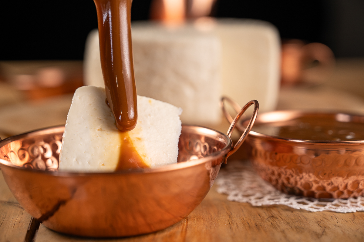 laticinio-sol-brilhante-laticinios-em-mg-queijo-minas-frescal-queijo-fresco-caipira-manteiga-de-qualidade-requeijao-queijo-qualho-geleia-de-pimenta-com-queijo-melhor-queijo-minas-frescal-cafe-da-tarde-cafe-colonial-queijo-com-goiabada-doce-de-leite-queijo