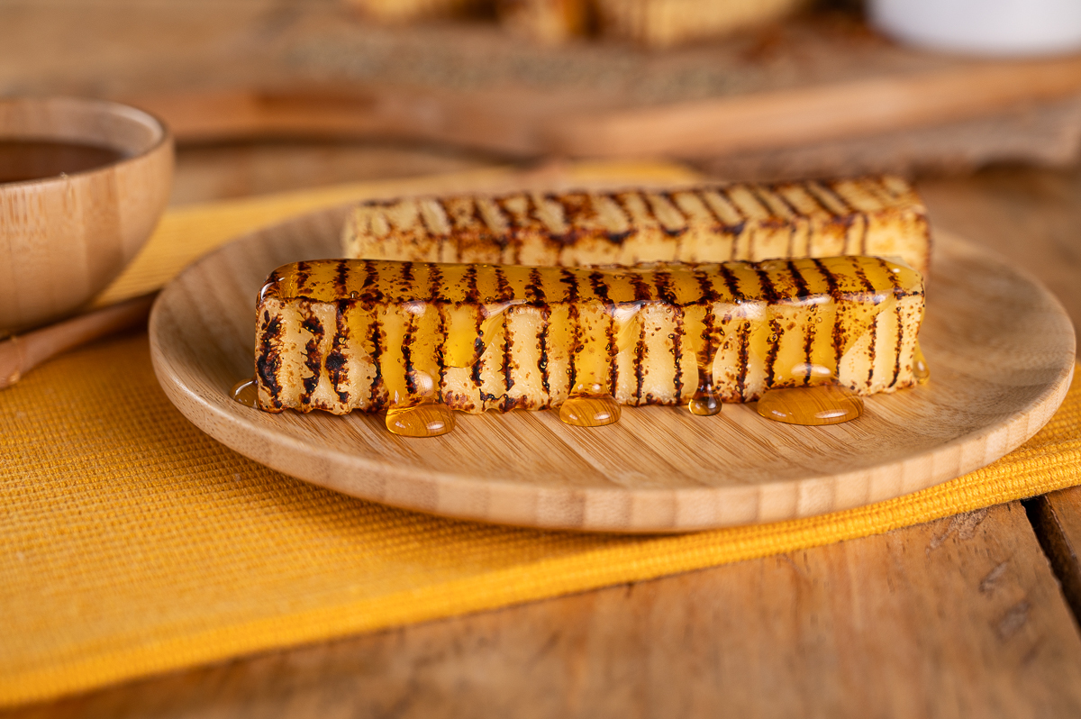 laticinio-sol-brilhante-laticinios-em-mg-queijo-minas-frescal-queijo-fresco-caipira-manteiga-de-qualidade-requeijao-queijo-qualho-geleia-de-pimenta-com-queijo-melhor-queijo-minas-frescal-cafe-da-tarde-cafe-colonial-queijo-com-goiabada-doce-de-leite-queijo