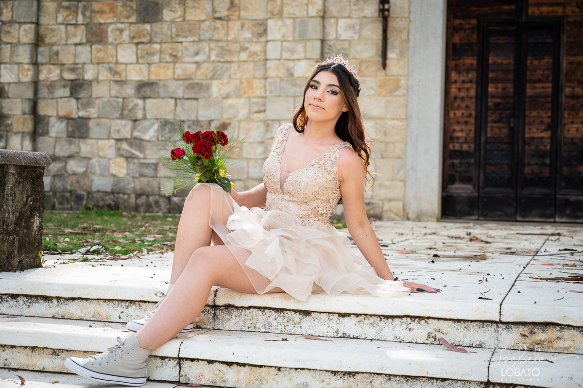 ensaio-fotografico-externo-de-15-anos-sociedade-sao-miguel-arcanjo-barbacena-mg-fotografo-em-barbacena-isabela-lobato-fotografia