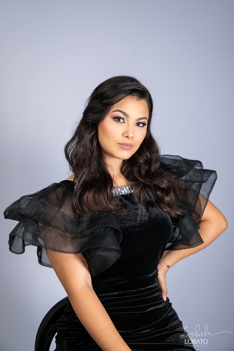 modelo-fotografica-ensaio-feminino-estudio-fotografa-de-mulheres-ensaio-sensual-feminino-ensaio-de-18-anos-ensaio-boudoir-ensaio-sensual-estúdio-fotografico-em-barbacena-melhor-fotografo-de-barbacena-isabela-lobato-fotografia-lara-campos-barbacena