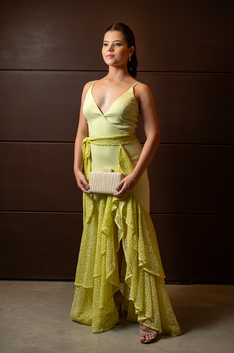 aluguel-de-vestidos-de-festa-em-barbacena-venda-de-vestidos-de-luxo-em-barbacena-baile-da-medicina-barbacena-baile-do-adeus-barbacena-mg-roupa-de-gala-vestidos-de-luxo-aluguel-barbacena-evase-festas-barbacena-traje-fino-passeio-completo-aluguel-evase-bq