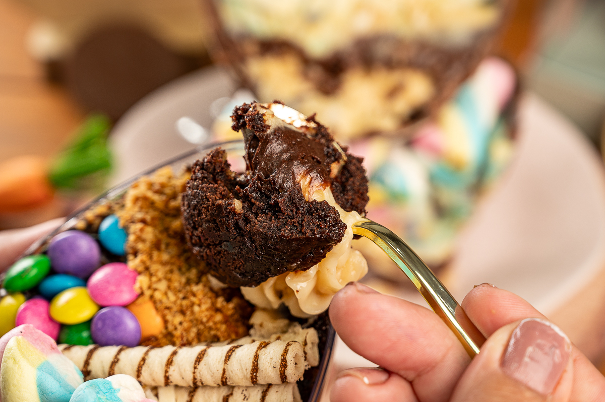 ovo-de-Páscoa-artesanal-ovos-de-colher-pascoa-2024-cardapio-de-pascoa-fotos-de-ovos-de-pascoa-ovo-de-pascoa-gourmet-em-barbacena-confeitarti-barbacena-delicioso-ovo-de-pascoa-fotos-incriveis-de-ovos-de-pascoa-fotografo-de-alimentos-minas-gerais-barbacena