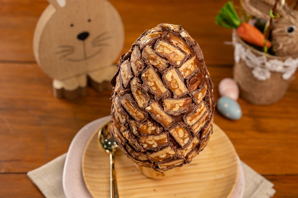 ovo-de-Páscoa-artesanal-ovos-de-colher-pascoa-2024-cardapio-de-pascoa-fotos-de-ovos-de-pascoa-ovo-de-pascoa-gourmet-em-barbacena-confeitarti-barbacena-delicioso-ovo-de-pascoa-fotos-incriveis-de-ovos-de-pascoa-fotografo-de-alimentos-minas-gerais-barbacena