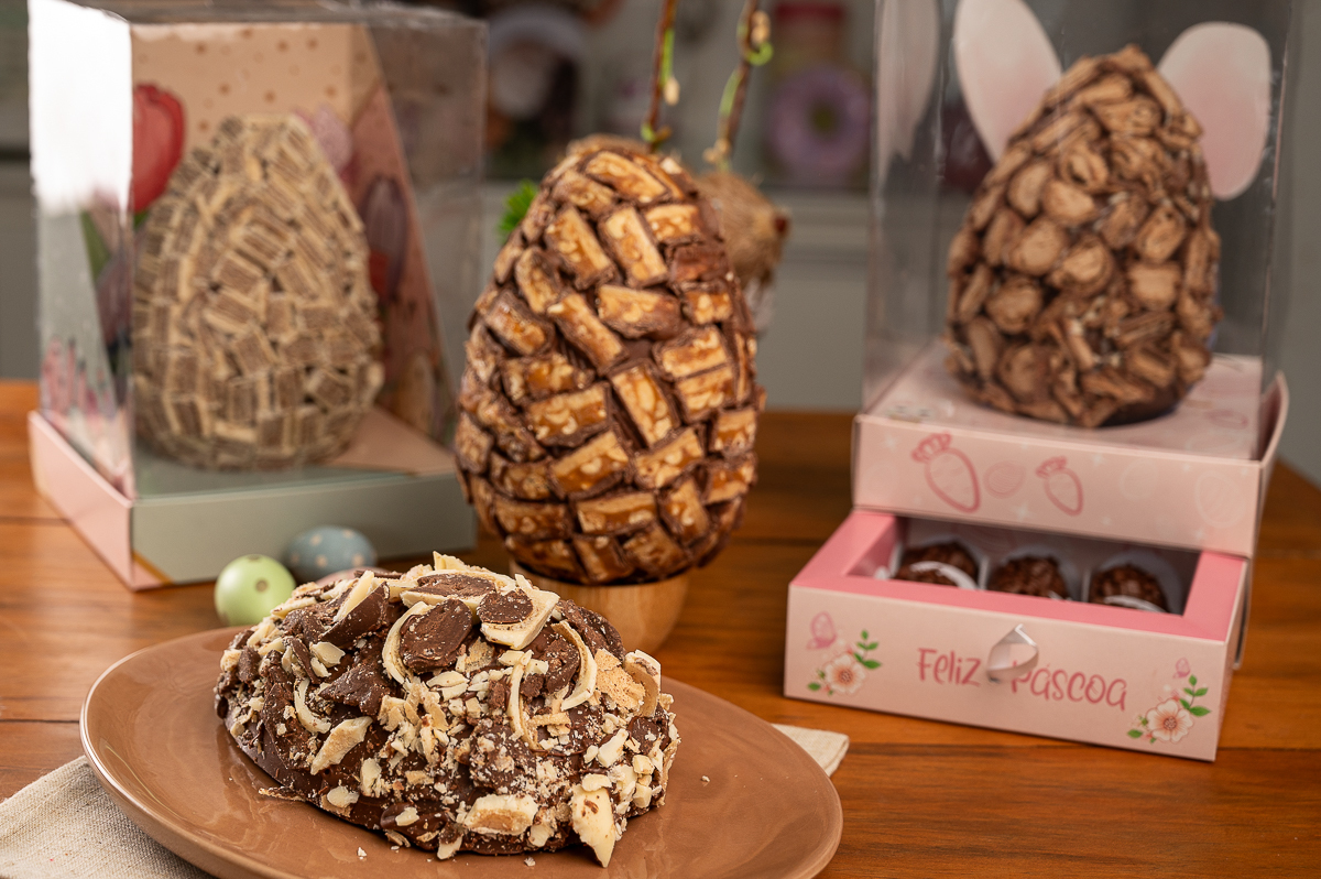 ovo-de-Páscoa-artesanal-ovos-de-colher-pascoa-2024-cardapio-de-pascoa-fotos-de-ovos-de-pascoa-ovo-de-pascoa-gourmet-em-barbacena-confeitarti-barbacena-delicioso-ovo-de-pascoa-fotos-incriveis-de-ovos-de-pascoa-fotografo-de-alimentos-minas-gerais-barbacena