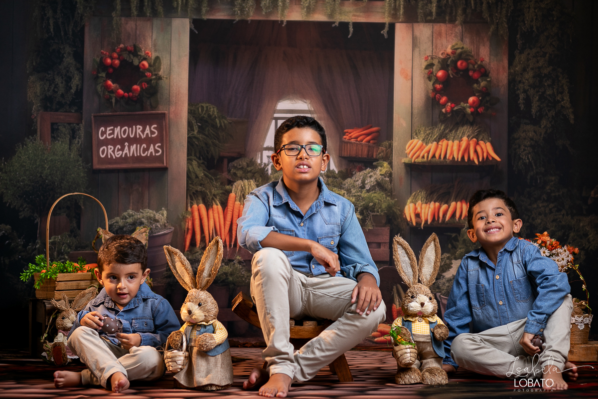 ensaio-de-pascoa-2024-fotos-de-pascoa-coelhinho-da-pascoa-ovos-de-pascoa-mini-sessao-fotografica-de-pascoa-estudio-fotografico-infantil-em-barbacena-isabela-lobato-fotografia-barbacena-mg