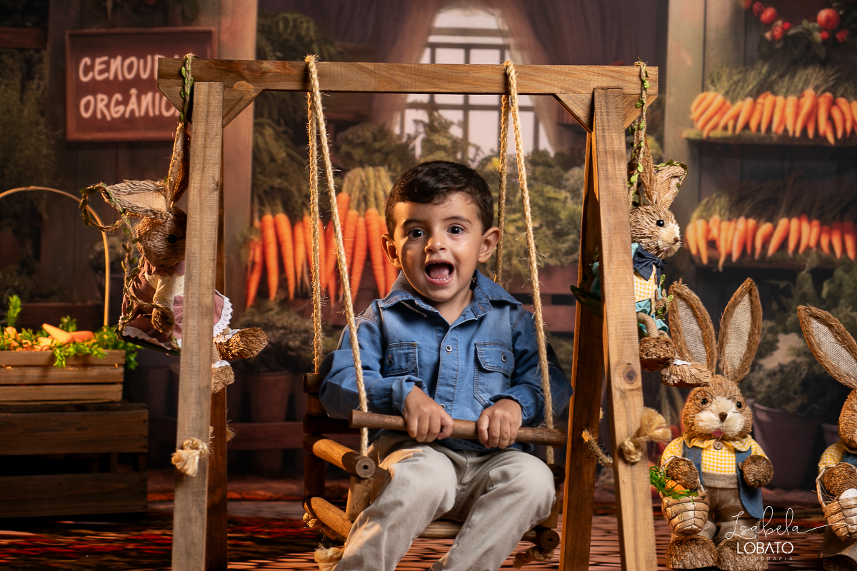 ensaio-de-pascoa-2024-fotos-de-pascoa-coelhinho-da-pascoa-ovos-de-pascoa-mini-sessao-fotografica-de-pascoa-estudio-fotografico-infantil-em-barbacena-isabela-lobato-fotografia-barbacena-mg