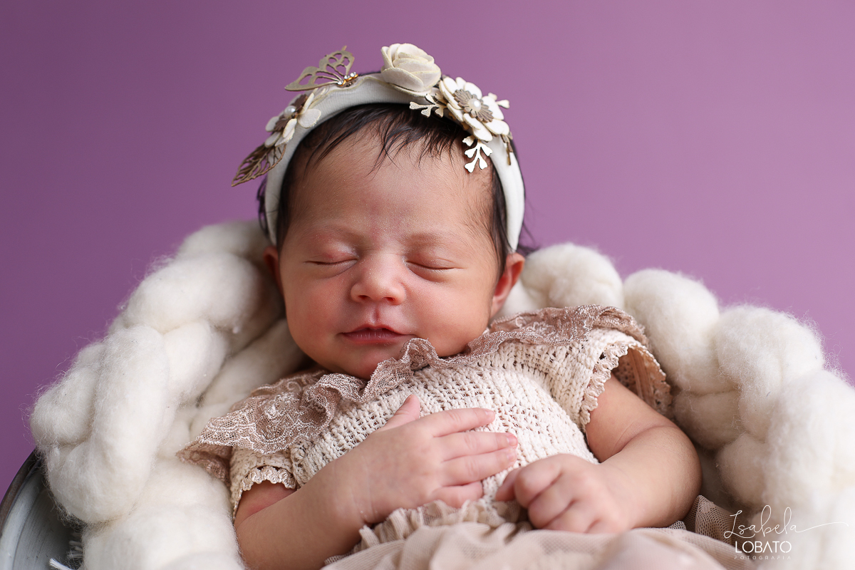 ensaio-fotografico-de-recem-nascido-ensaio-newborn-bebe-recem-nascido-fotografa-de-recem-nascido-em-barbacena-ideia-de-ensaio-newborn-estudio-fotografico-em-barbacena-isabela-lobato-fotografia-melhor-fotografo-de-bebe-em-barbacena-fotografa-de-criancas