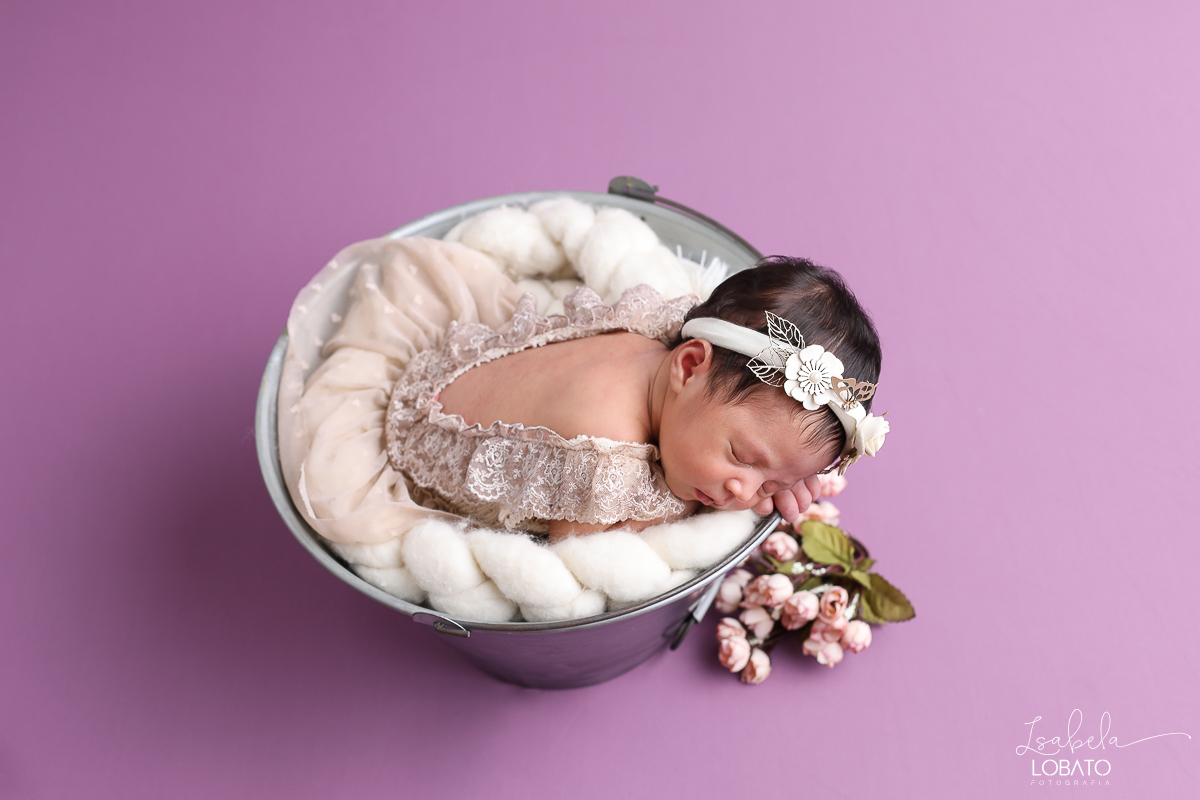 ensaio-fotografico-de-recem-nascido-ensaio-newborn-bebe-recem-nascido-fotografa-de-recem-nascido-em-barbacena-ideia-de-ensaio-newborn-estudio-fotografico-em-barbacena-isabela-lobato-fotografia-melhor-fotografo-de-bebe-em-barbacena-fotografa-de-criancas