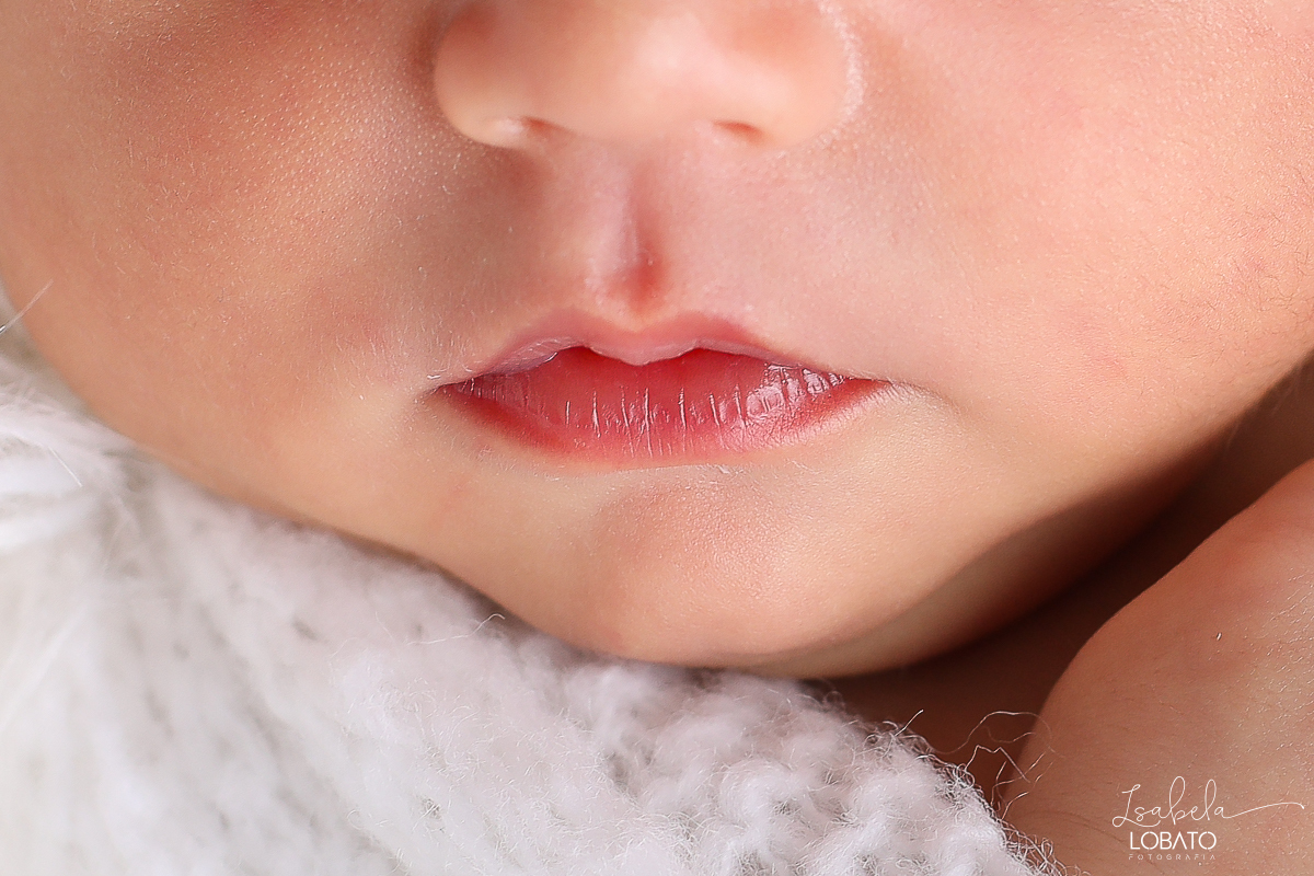 ensaio-fotografico-de-recem-nascido-ensaio-newborn-bebe-recem-nascido-fotografa-de-recem-nascido-em-barbacena-ideia-de-ensaio-newborn-estudio-fotografico-em-barbacena-isabela-lobato-fotografia-melhor-fotografo-de-bebe-em-barbacena-fotografa-de-criancas