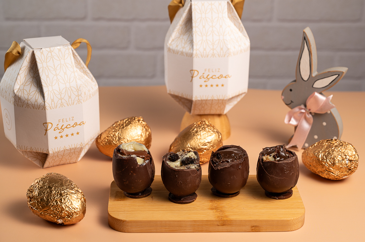 ovo-de-Páscoa-artesanal-ovos-de-colher-pascoa-2024-cardapio-de-pascoa-fotos-de-ovos-de-pascoa-ovo-de-pascoa-gourmet-em-barbacena-confeitarti-barbacena-delicioso-ovo-de-pascoa-fotos-incriveis-de-ovos-de-pascoa-fotografo-de-alimentos-minas-gerais-barbacena