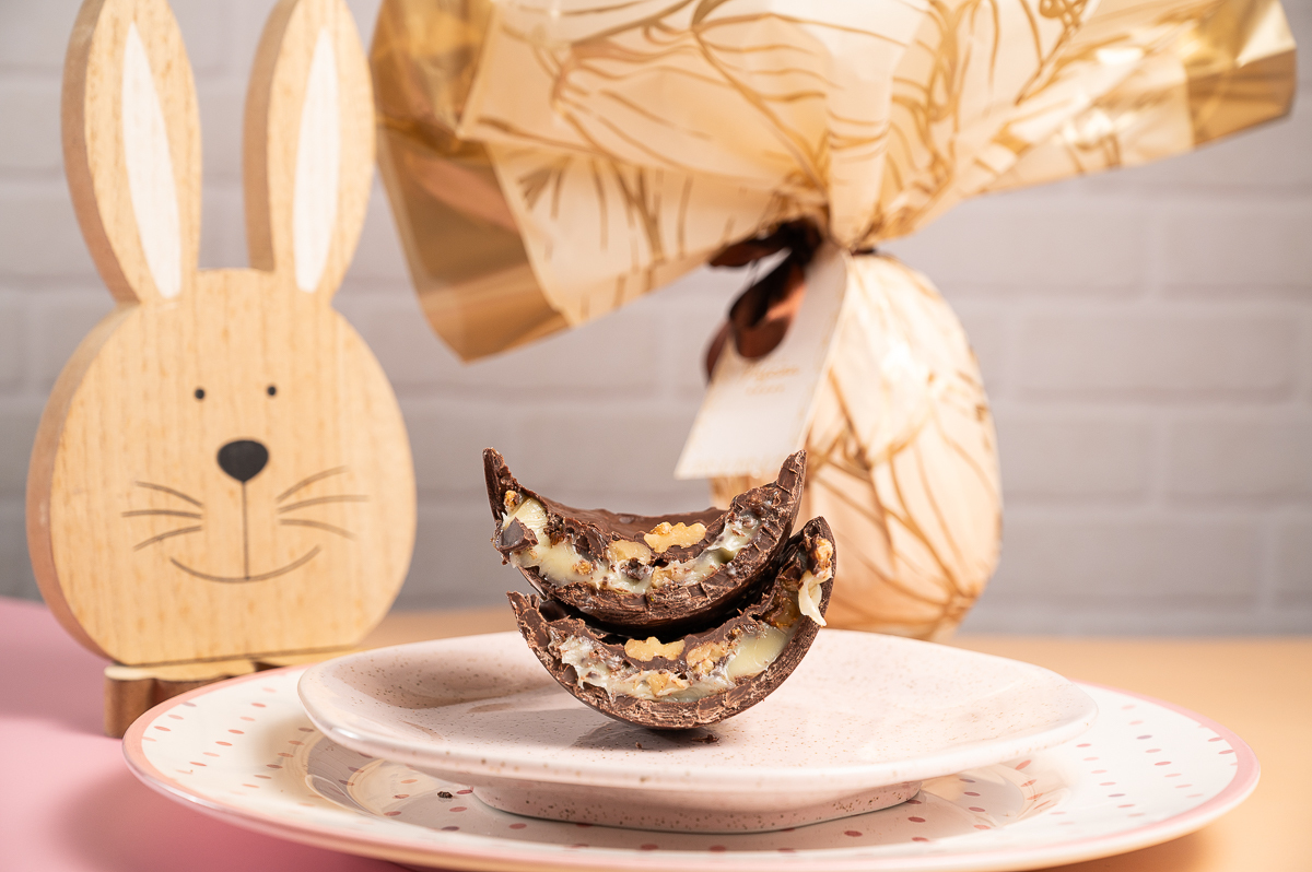 ovo-de-Páscoa-artesanal-ovos-de-colher-pascoa-2024-cardapio-de-pascoa-fotos-de-ovos-de-pascoa-ovo-de-pascoa-gourmet-em-barbacena-confeitarti-barbacena-delicioso-ovo-de-pascoa-fotos-incriveis-de-ovos-de-pascoa-fotografo-de-alimentos-minas-gerais-barbacena