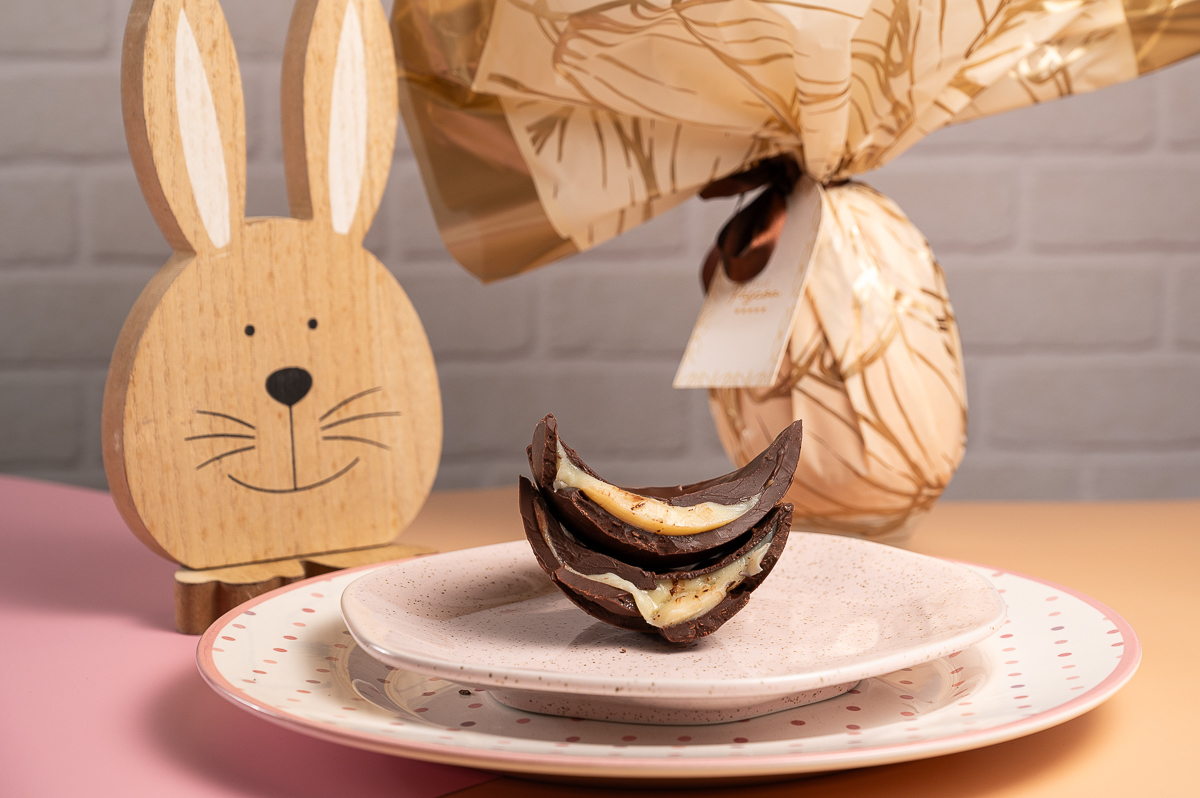 ovo-de-Páscoa-artesanal-ovos-de-colher-pascoa-2024-cardapio-de-pascoa-fotos-de-ovos-de-pascoa-ovo-de-pascoa-gourmet-em-barbacena-confeitarti-barbacena-delicioso-ovo-de-pascoa-fotos-incriveis-de-ovos-de-pascoa-fotografo-de-alimentos-minas-gerais-barbacena