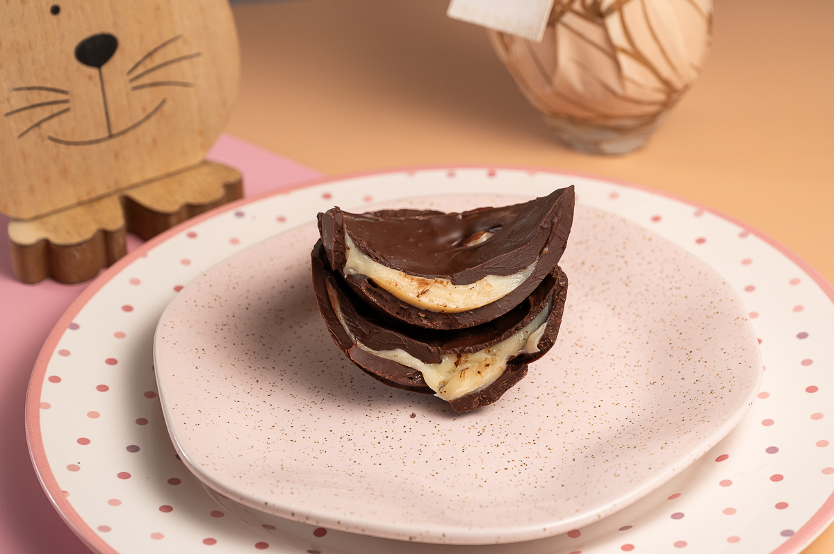 ovo-de-Páscoa-artesanal-ovos-de-colher-pascoa-2024-cardapio-de-pascoa-fotos-de-ovos-de-pascoa-ovo-de-pascoa-gourmet-em-barbacena-confeitarti-barbacena-delicioso-ovo-de-pascoa-fotos-incriveis-de-ovos-de-pascoa-fotografo-de-alimentos-minas-gerais-barbacena