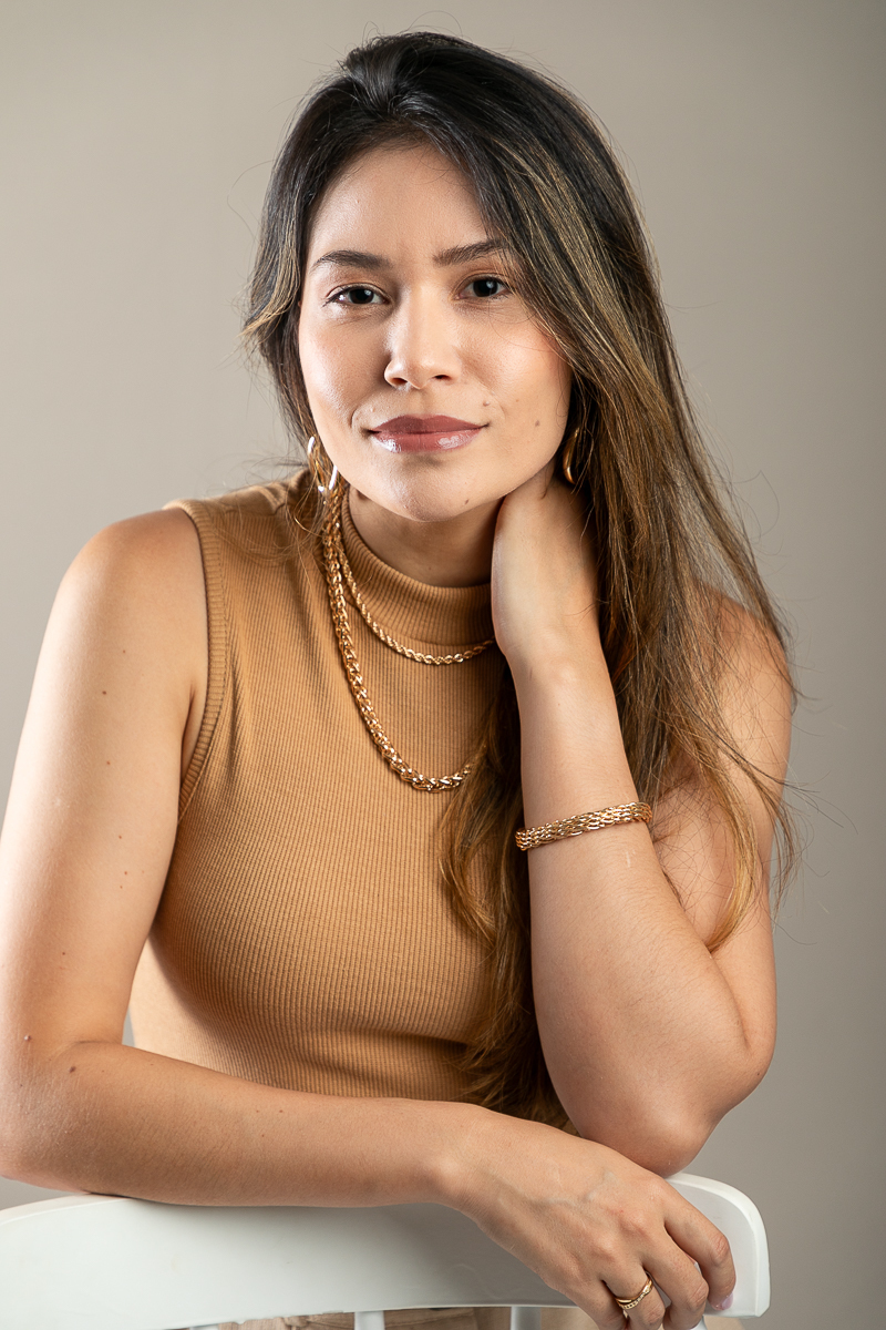 retrato-corporativo-fotografia-para-publicidade-de-medico-mkt-medico-foto-biografia-de-medico-posicionamento-de-marca-posicionamento-digital-retratos-corporativo-fotografo-de-medicos-posicionador-de-imagem-fotografo-de-publicidade-barbacena-isabela-lobato