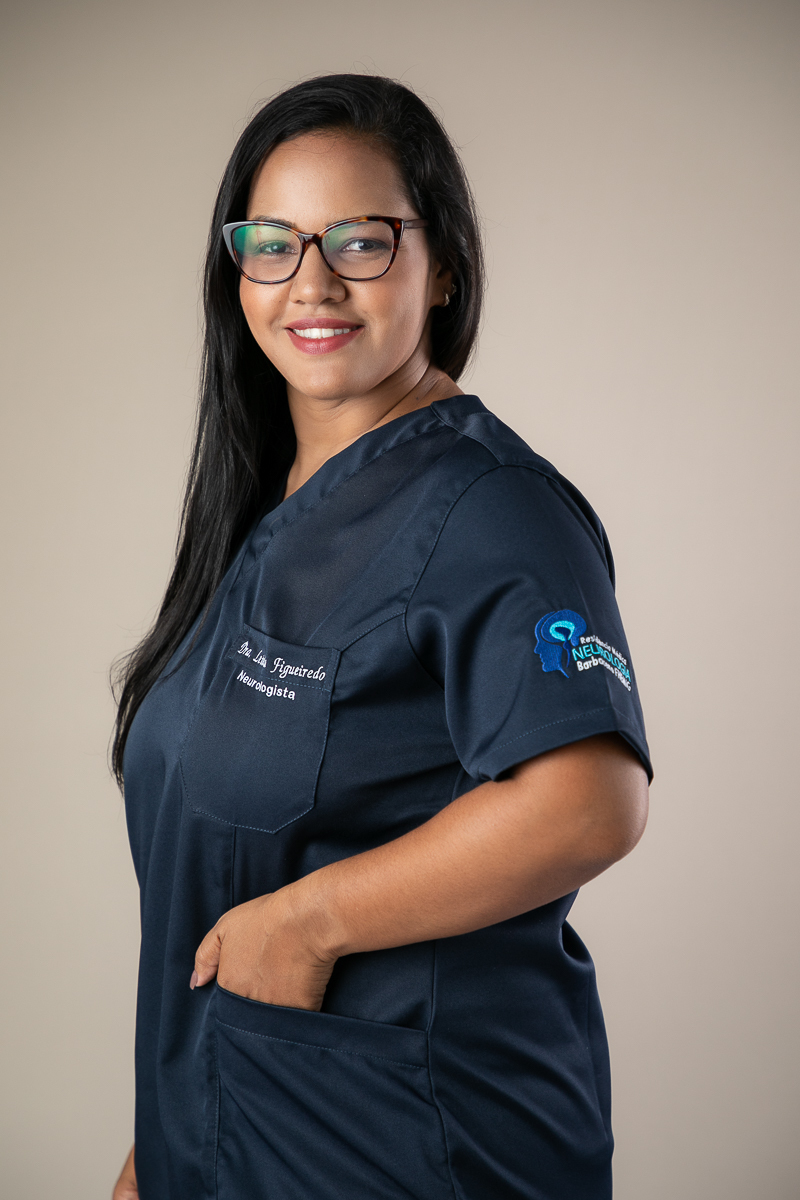 retrato-corporativo-fotografia-para-publicidade-de-medico-mkt-medico-foto-biografia-de-medico-posicionamento-de-marca-posicionamento-digital-retratos-corporativo-fotografo-de-medicos-posicionador-de-imagem-fotografo-de-publicidade-barbacena-isabela-lobato