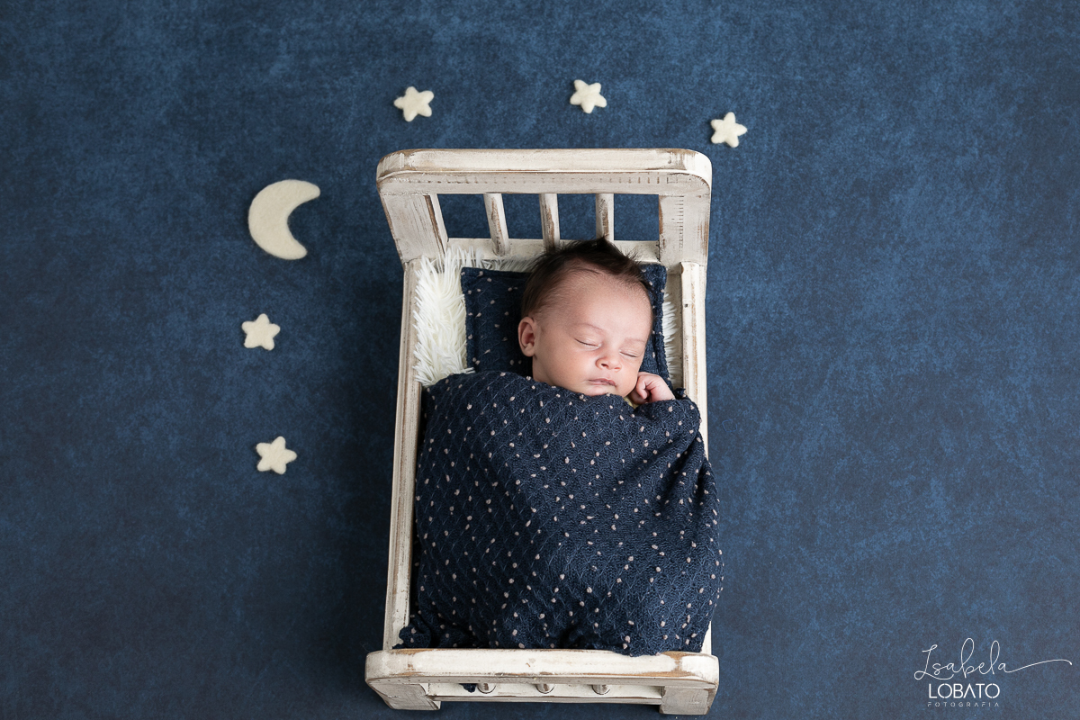 ensaio-fotografico-de-recem-nasdico-newborn-love-photo-baby-recem-nascido-fotografa-de-newborn-barbacena-estudio-isabela-lobato-fotografia-fotografa-de-bebes-em-barbacena-isabela-lobato-fotografia