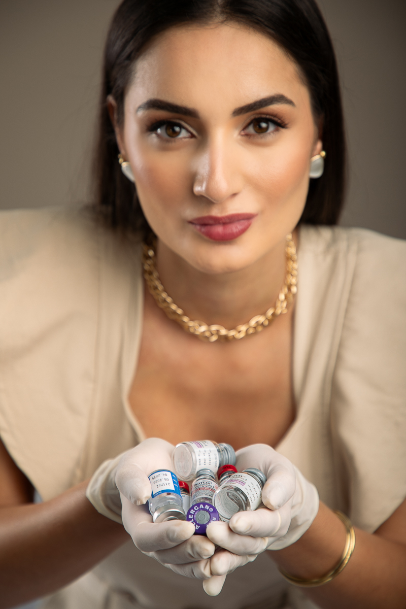 retato-corporativo-mkt-dentista-retrato-de-dentista-botox-harmonização-orofacial-dra-sabrina-lara-barbacena-fotografa-de-publicidade-em-barbacena-mg-isabela-lobato-fotografia-estudio-fotografia-em-barbacena-mg-isabela-lobato-fotografia