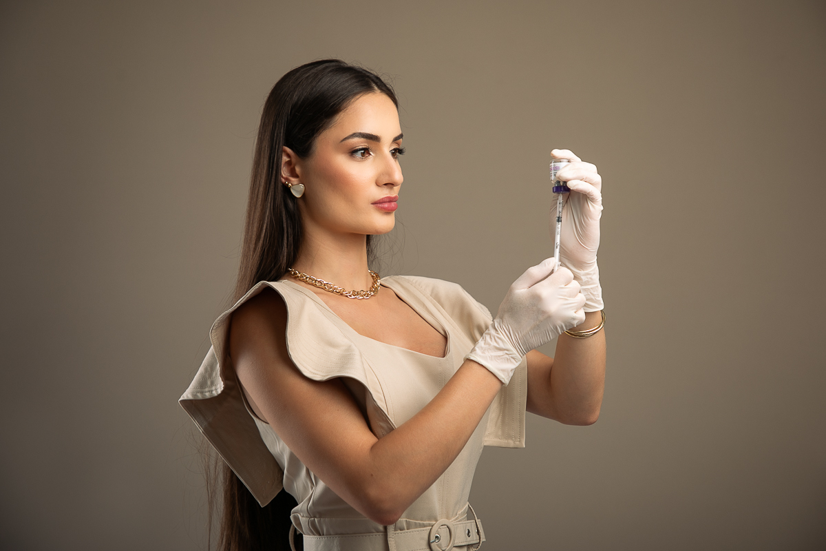 retato-corporativo-mkt-dentista-retrato-de-dentista-botox-harmonização-orofacial-dra-sabrina-lara-barbacena-fotografa-de-publicidade-em-barbacena-mg-isabela-lobato-fotografia-estudio-fotografia-em-barbacena-mg-isabela-lobato-fotografia