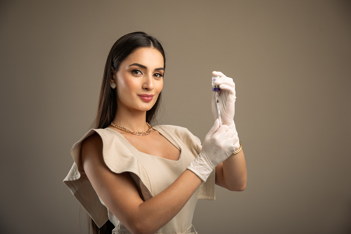 retato-corporativo-mkt-dentista-retrato-de-dentista-botox-harmonização-orofacial-dra-sabrina-lara-barbacena-fotografa-de-publicidade-em-barbacena-mg-isabela-lobato-fotografia-estudio-fotografia-em-barbacena-mg-isabela-lobato-fotografia