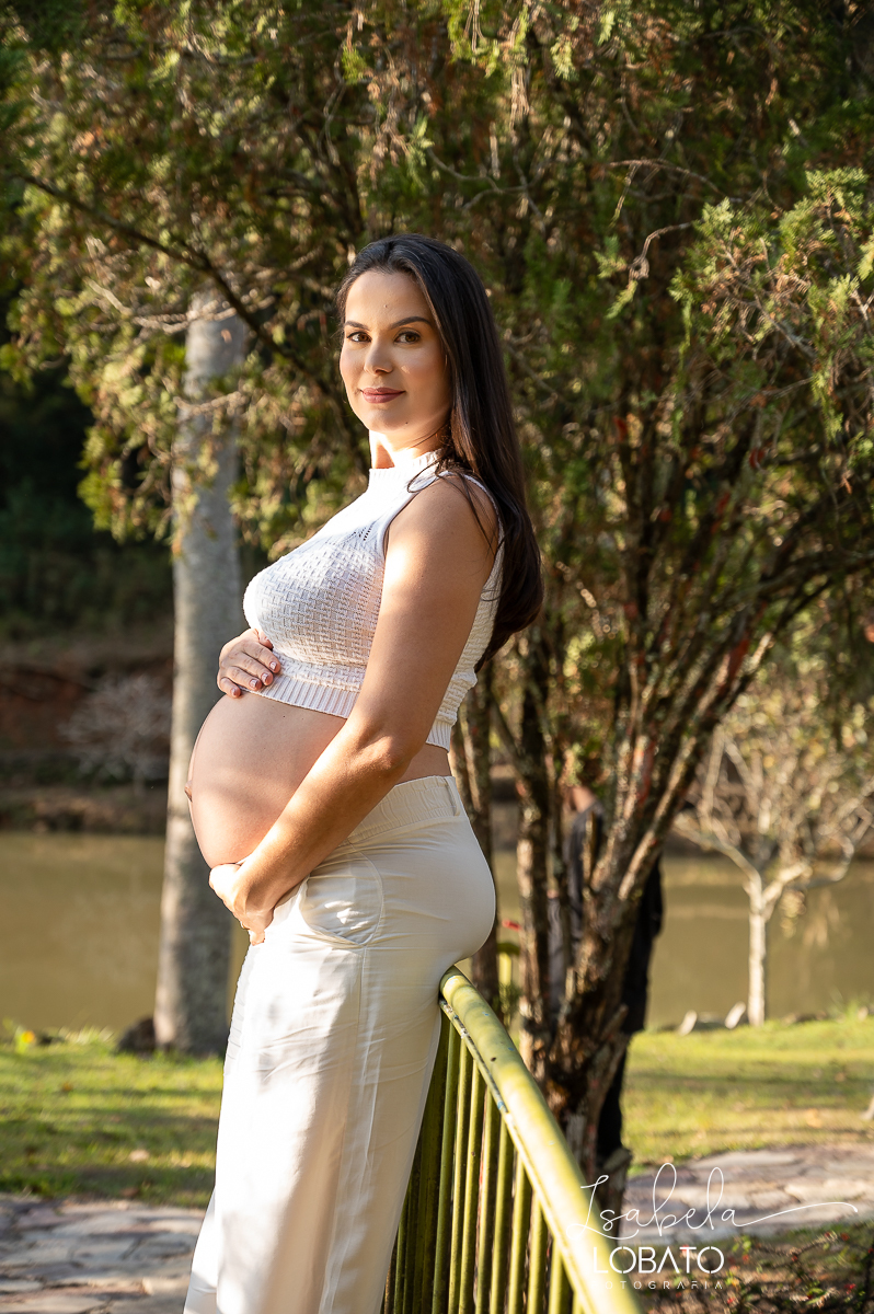 ensaio-gestante-fotografo-em-barbacena-ensaio-fotografico-dos-sonhos-gestante-em-estudio-melhor-fotografa-de-barbacena-estudio-isabela-lobato-fotografia