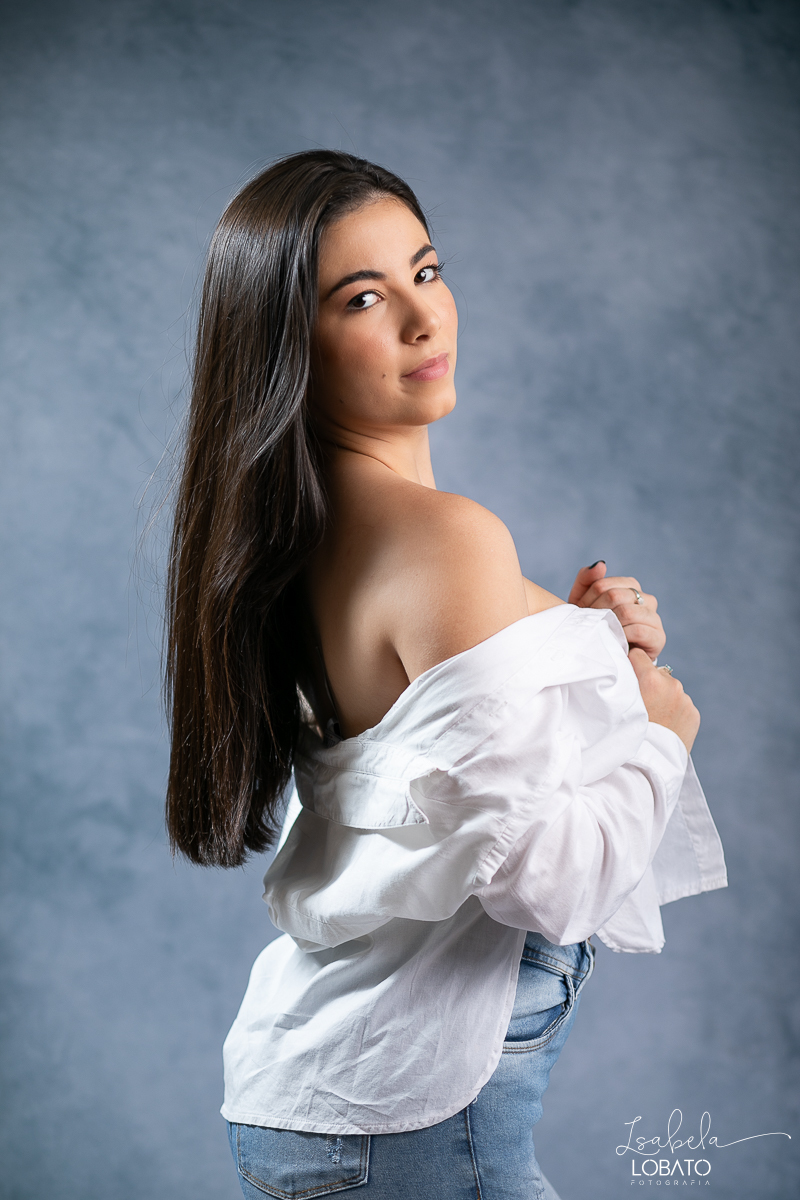 ensaio-feminino-estudio-isabela-lobato-fotografia-cantora-e-compositora-maria-magalhaes-de-alto-rio-doce-estudio-fotografico-isabela-lobato-fotografia