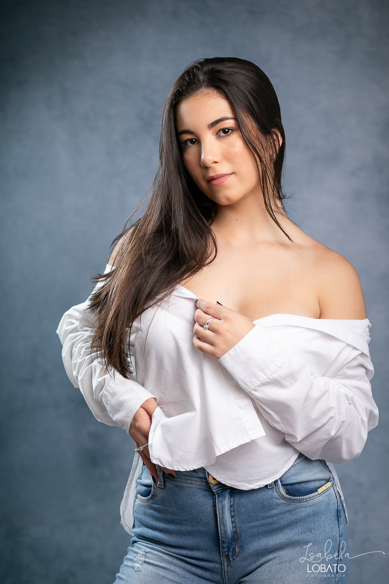ensaio-feminino-estudio-isabela-lobato-fotografia-cantora-e-compositora-maria-magalhaes-de-alto-rio-doce-estudio-fotografico-isabela-lobato-fotografia