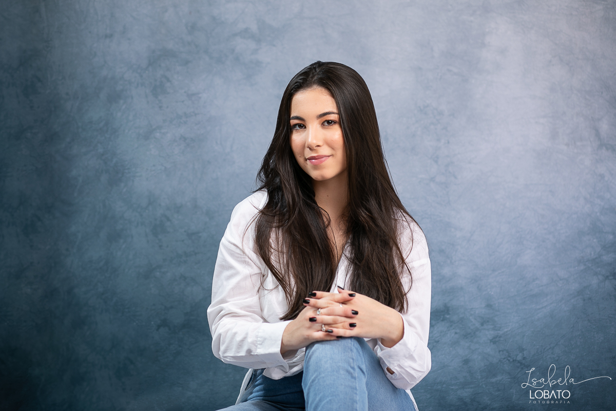ensaio-feminino-estudio-isabela-lobato-fotografia-cantora-e-compositora-maria-magalhaes-de-alto-rio-doce-estudio-fotografico-isabela-lobato-fotografia