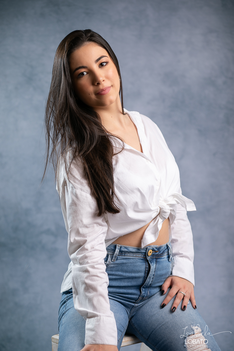 ensaio-feminino-estudio-isabela-lobato-fotografia-cantora-e-compositora-maria-magalhaes-de-alto-rio-doce-estudio-fotografico-isabela-lobato-fotografia