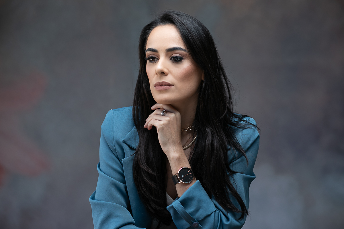 ensaio-fotografico-feminino-ensaio-fotografico-de-modelo-em-estudio-melhor-fotografa-de-estudio-em-barbacena-mg-modelo-mineira-gabriela-reis-melhor-estudio-fotografic-de-barbacena-e-regiao-isabela-lobato-fotografia