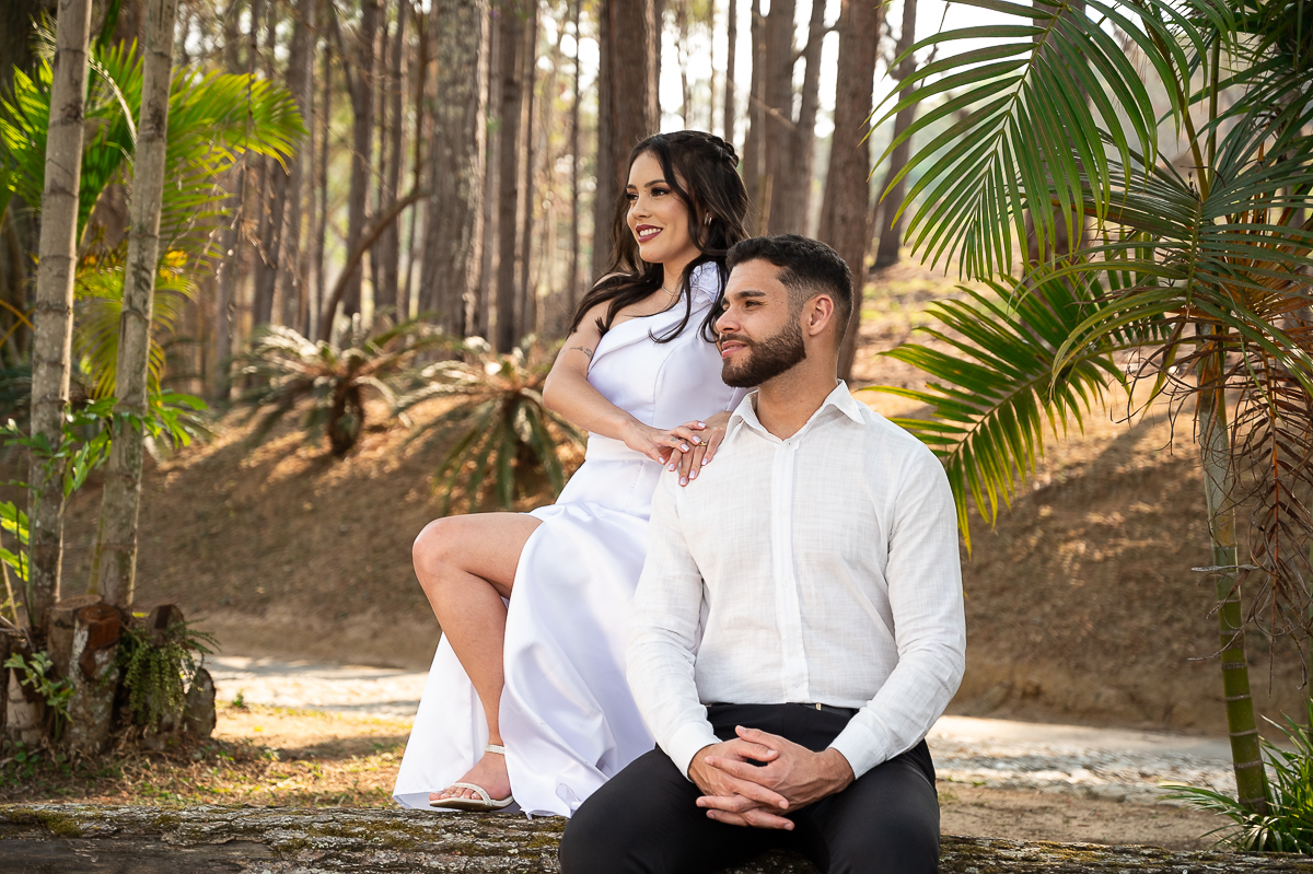 ensaio-fotografico-de-casal-ensaio-fotografico-apos-casamento-ensaio-pos-wedding-ensaio-fotografico-noivos-fotos-vestido-de-noiva-hotel-em-barbacena-park-hotel-mantiqueira-fotografos-em-barbacena-estudio-de-fotos-em-barbacena-isabela-lobato-fotografia