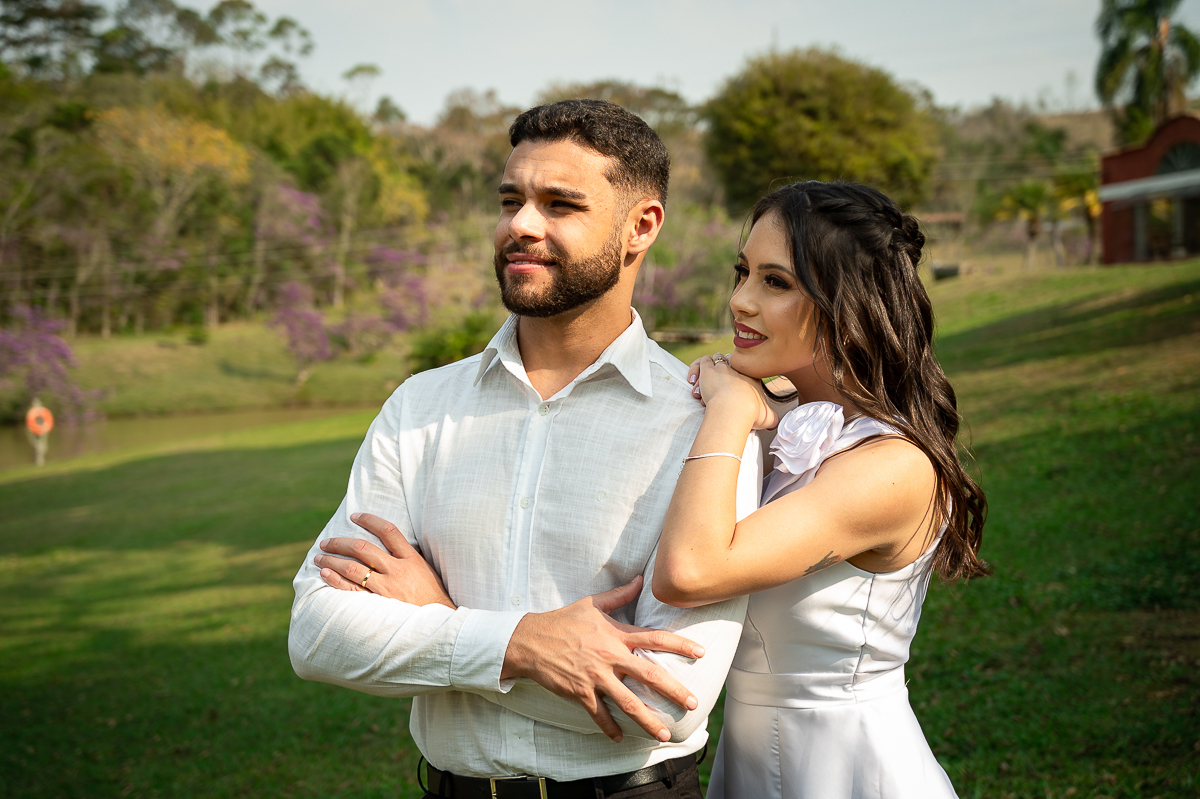 ensaio-fotografico-de-casal-ensaio-fotografico-apos-casamento-ensaio-pos-wedding-ensaio-fotografico-noivos-fotos-vestido-de-noiva-hotel-em-barbacena-park-hotel-mantiqueira-fotografos-em-barbacena-estudio-de-fotos-em-barbacena-isabela-lobato-fotografia