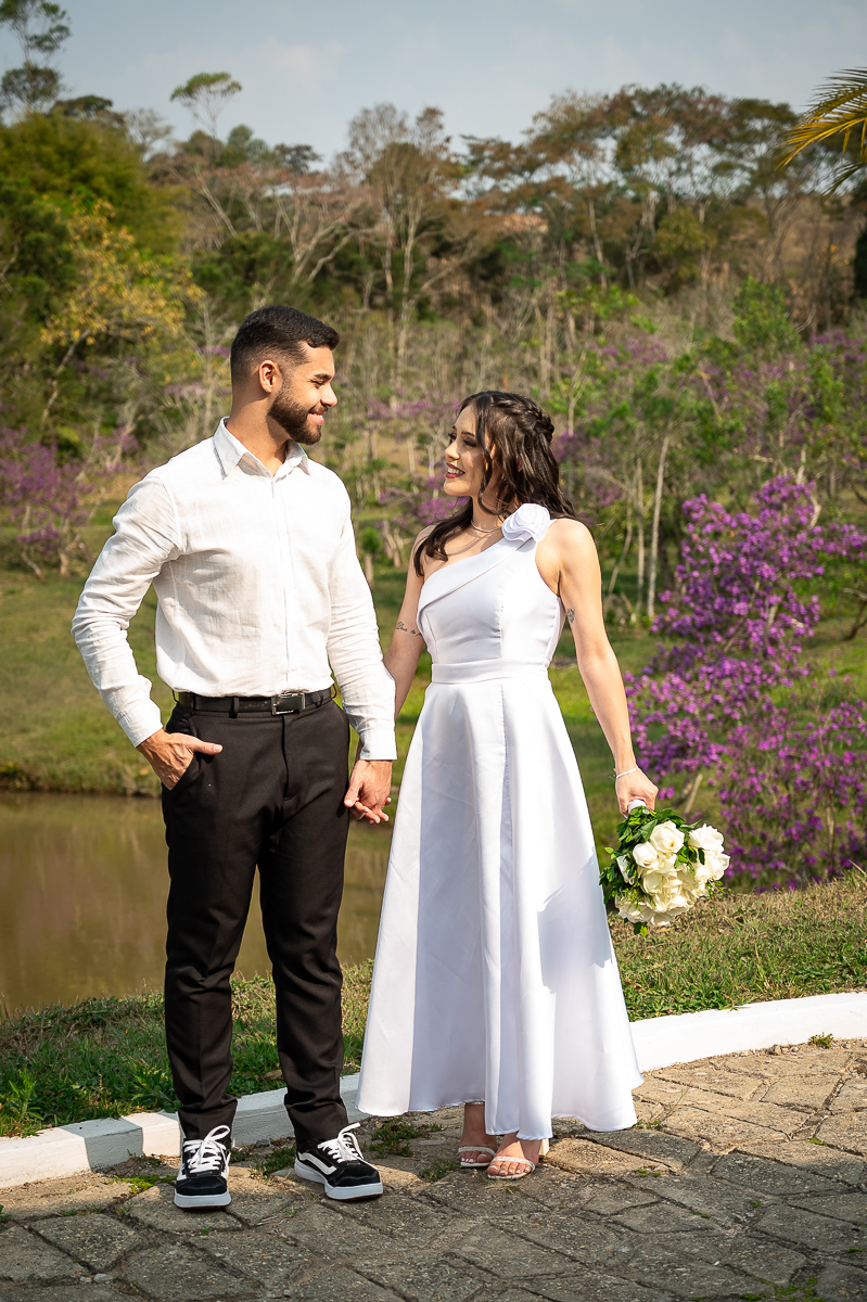 ensaio-fotografico-de-casal-ensaio-fotografico-apos-casamento-ensaio-pos-wedding-ensaio-fotografico-noivos-fotos-vestido-de-noiva-hotel-em-barbacena-park-hotel-mantiqueira-fotografos-em-barbacena-estudio-de-fotos-em-barbacena-isabela-lobato-fotografia