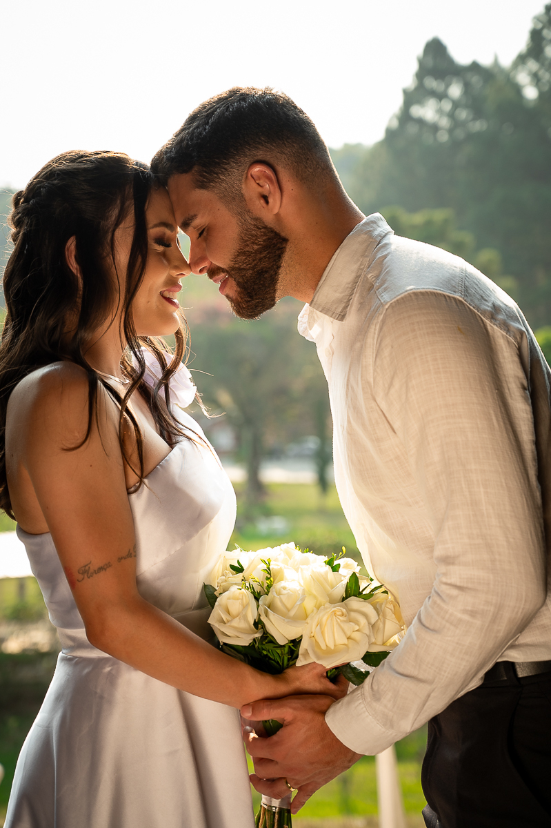 ensaio-fotografico-de-casal-ensaio-fotografico-apos-casamento-ensaio-pos-wedding-ensaio-fotografico-noivos-fotos-vestido-de-noiva-hotel-em-barbacena-park-hotel-mantiqueira-fotografos-em-barbacena-estudio-de-fotos-em-barbacena-isabela-lobato-fotografia