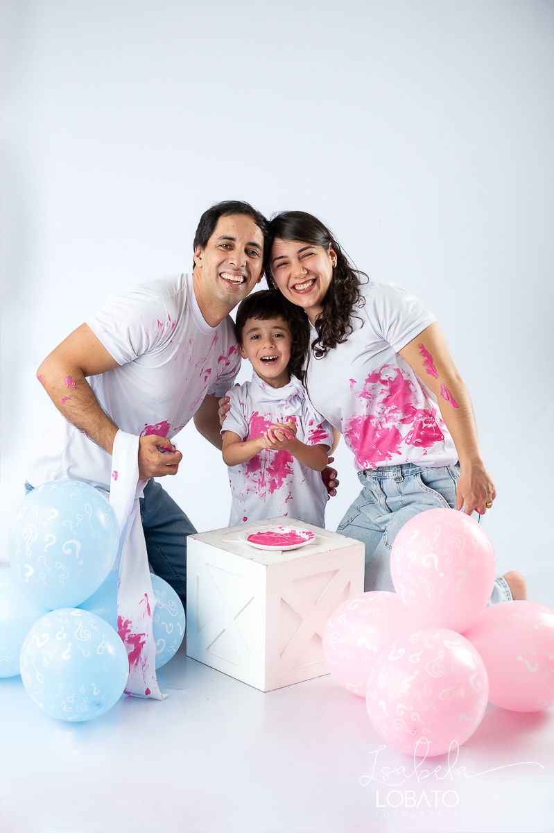 ensaio-fotografico-de-revelacao-do-sexo-do-bebe-ensaio-gestante-estudio-cha-revelacao-sera-menino-ou-menina-exame-de-sexagem-fetal-revelaco-do-sexo-do-bebe-em-ensaio-fotografico-fotografa-de-gestante-melhor-fotografa-de-barbacena-isabela-lobato-fotografia