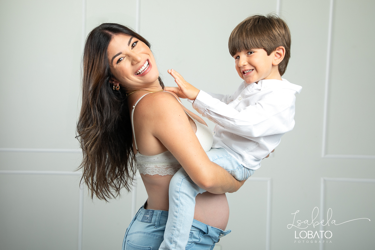 ensaio-gestante-9-meses-roupas-de-gestante-mamae-gestante-modelo-fases-da-gestacao-ensaio-fotografico-gestante-em-estudio-melhor-fotografa-de-barbacena-isabela-lobato-fotografia-estudio-fotografico-especializado-em-gestantes-isabela-lobato-fotografia