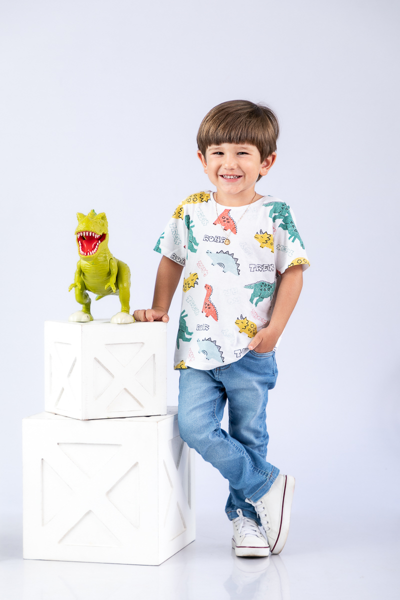 ensaio-fotografico-de-um-ano-ensaio-smash-the-cake-atemporal-clean-fotos-de-um-ano-cenario-fotografico-clean-atemporal-bebe-um-ano-fotografo-infantil-em-barbacena-mg-estudio-fotografico-de-newborn-em-barbacena-mg-isabela-lobato-fotografia-melhor-fotografa