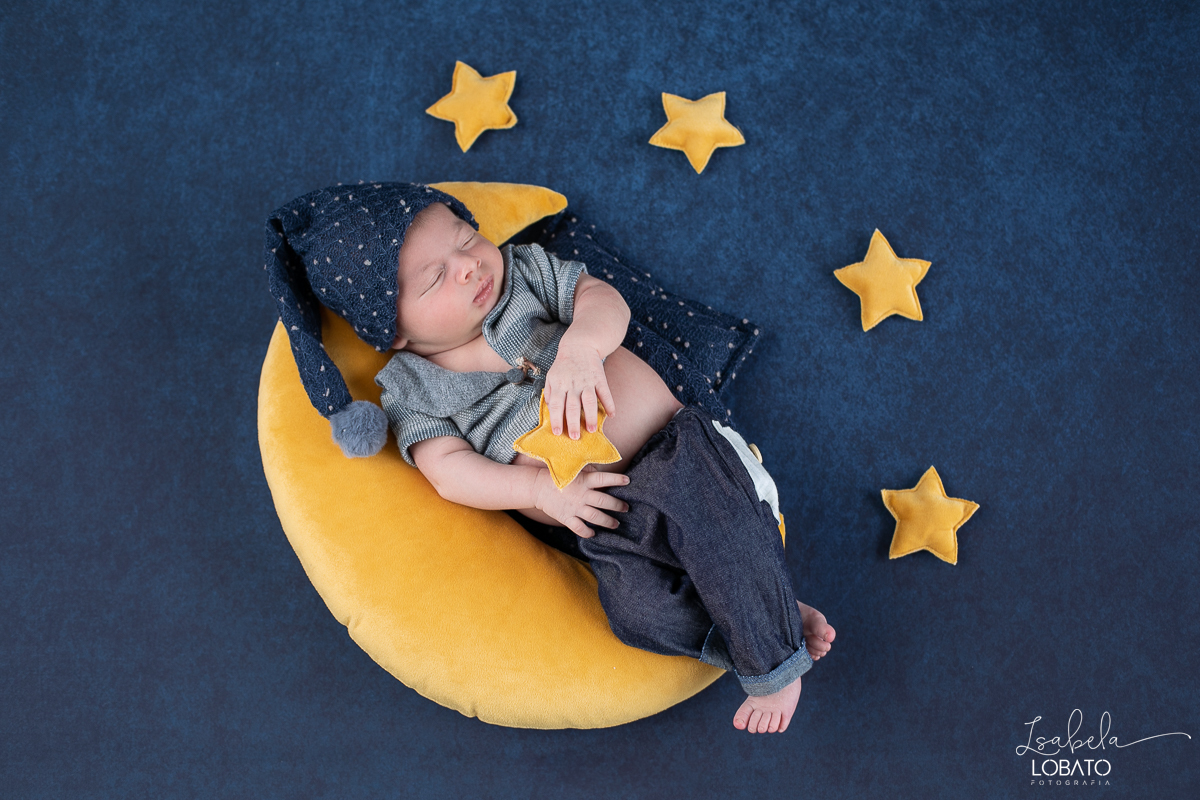 Ensaio-fotografico-newborn-fotografa-de-recem-nascido-em-barbacena-e-regiao-fotografa-especializada-em-newborn-isabela-lobato-fotografia-estudio-fotografico-infantil-em-barbacena-mg