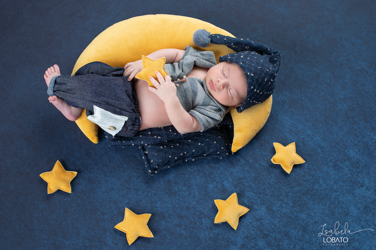 Ensaio-fotografico-newborn-fotografa-de-recem-nascido-em-barbacena-e-regiao-fotografa-especializada-em-newborn-isabela-lobato-fotografia-estudio-fotografico-infantil-em-barbacena-mg