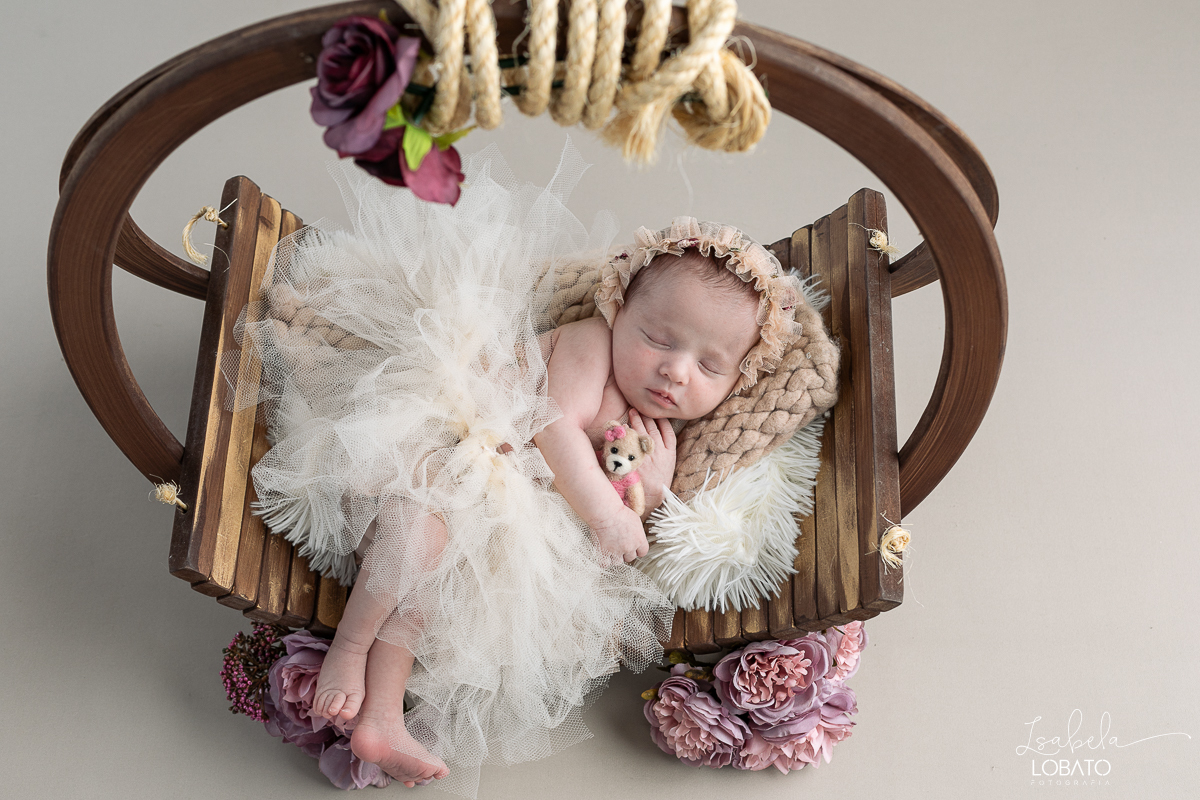 Ensaio-fotografico-newborn-fotografa-de-recem-nascido-em-barbacena-e-regiao-fotografa-especializada-em-newborn-isabela-lobato-fotografia-estudio-fotografico-infantil-em-barbacena-mg