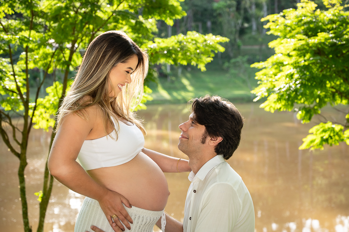 ensaio-gestante-externo-ideia-de-lugar-externo-para-fotos-gestante-em-barbacena-fotografa-de-gestante-em-barbacena-e-regiao-ensaio-fotografico-no-park-hotel-mantiqueira-melhor-fotografa-de-barbacena-isabela-lobato-fotografia-melhor-hotel-em-barbacena