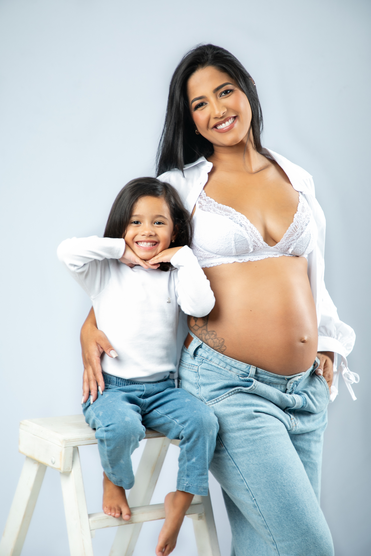 ensaio-gestante-em-barbacena-fotografa-de-gestante-isabela-lobato-fotografia-gestacao-9-meses-look-de-gestante-para-ensaio-fotografico-ensaio-gestante-em-estudio-barbacena-melhor-fotografa-de-gestante-de-barbacena-e-regiao-isabela-lobato-fotografia