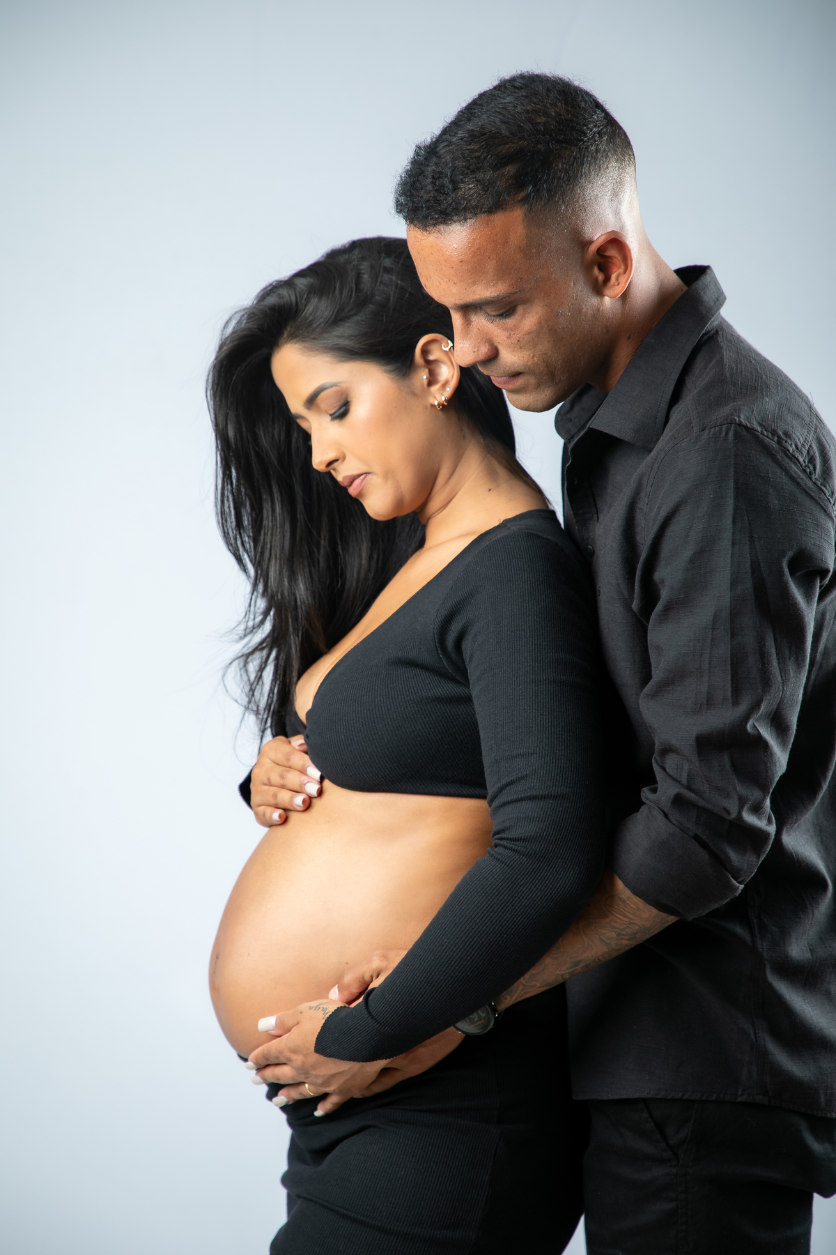 ensaio-gestante-em-barbacena-fotografa-de-gestante-isabela-lobato-fotografia-gestacao-9-meses-look-de-gestante-para-ensaio-fotografico-ensaio-gestante-em-estudio-barbacena-melhor-fotografa-de-gestante-de-barbacena-e-regiao-isabela-lobato-fotografia