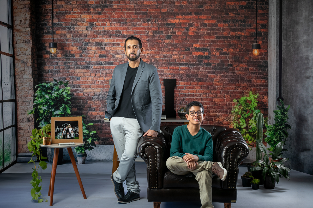 Dia-dos-pais-2025-ensaio-fotográfico-dia-dos-pais-estudio-fotografico-em-barbacena-mg-melhor-fotografa-de-barbacena-isabela-lobato-fotografia