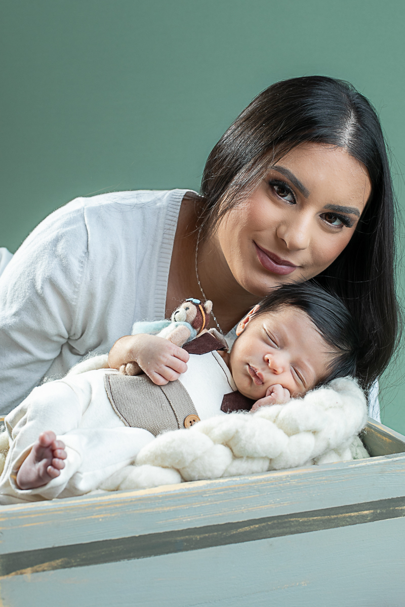ensaio-newborn-ensaio-fotografico-de-bebe-recem-nascido-fotografa-de-recem-nascido-em-barbacena-minas-gerais-melhor-fotografa-de-conselheiro-lafaiete-barbacena-fotografa-em-alto-rio-doce-fotografa-infantil-minas-gerais-isabela-lobato-fotografia-barbacena