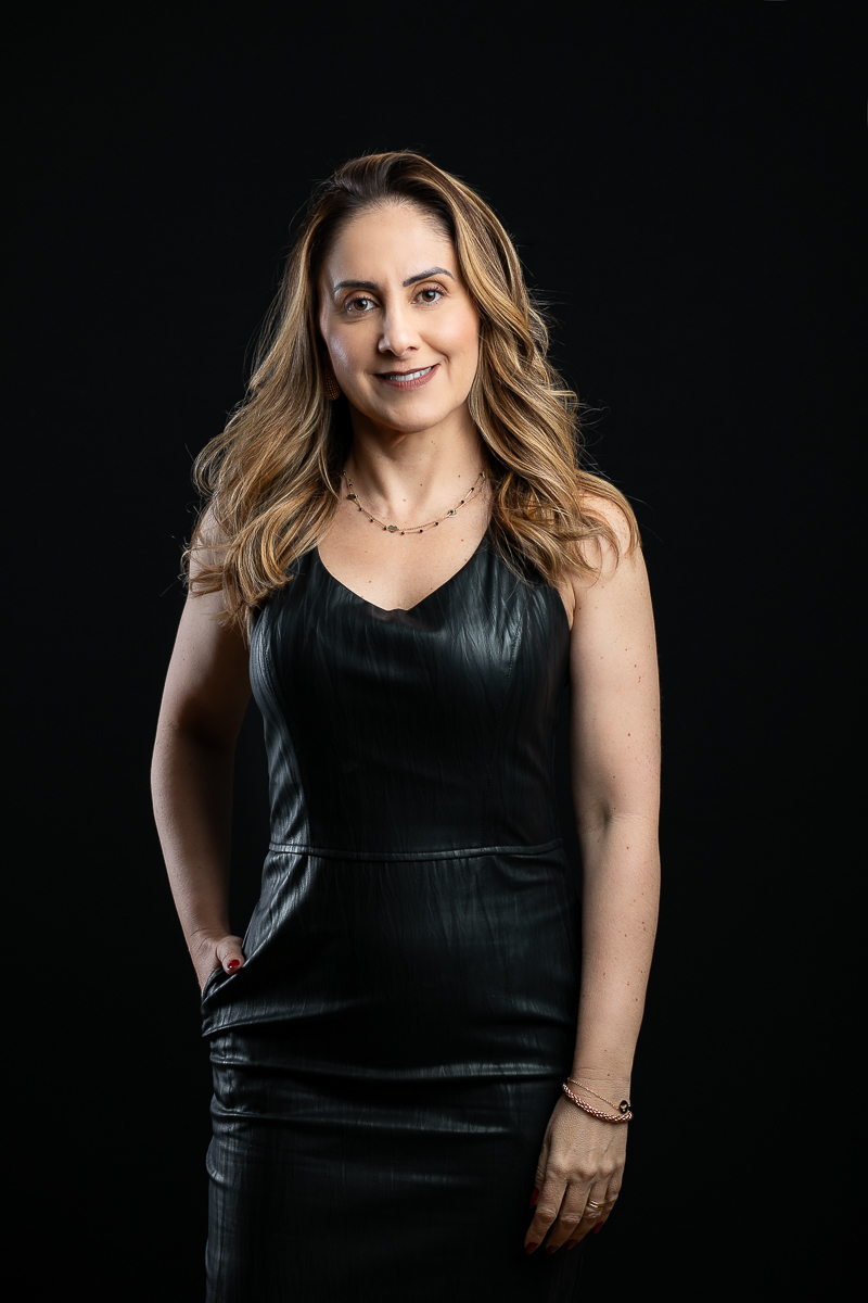 retratos-corporativo-fotos-para-perfil-profissional-fotografo-de-retratos-corporativo-mkt-pessoal-fotos-para-medicos-foto-para-perfil-corporativo-consultorio-medico-cardiologista-em-barbacena-melhor-cardiologista-em-barbacena-mg-mkt-medico-NEC