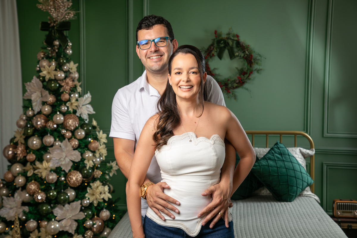 campanha-fotografica-de-natal-cenario-fotografico-de-natal-ideia-de-cenario-de-natal-fundo-fotografico-de-natal-fotos-de-natal-ideias-de-arvore-de-natal-fotos-de-natal-em-familia-natal-2025-tendencias-fotografo-em-barbcena-estudio-de-fotos-isabela-lobato